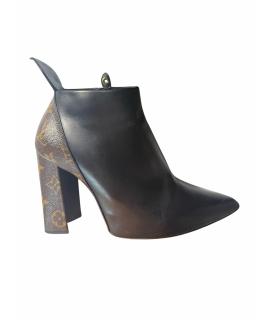 LOUIS VUITTON Ботильоны