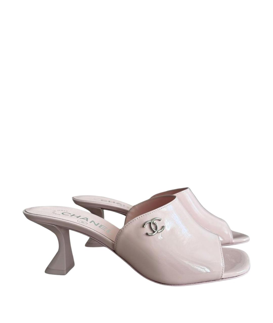 CHANEL Розовые мюли из лакированной кожи, фото 1