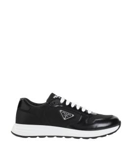 PRADA Низкие кроссовки / кеды