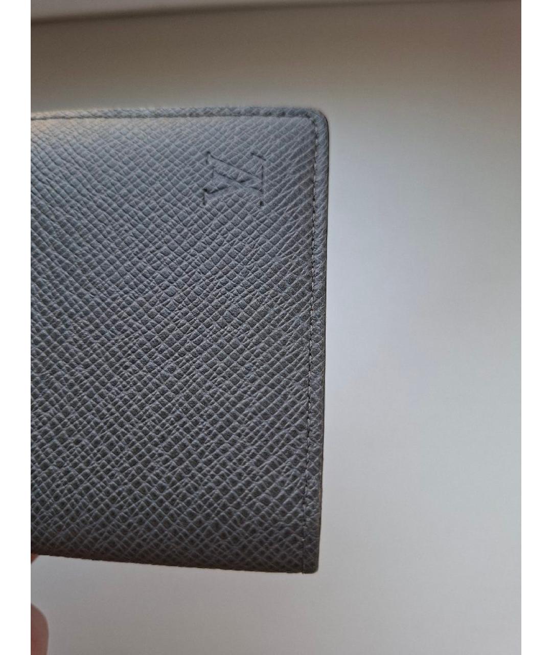 LOUIS VUITTON Серый кожаный кардхолдер, фото 6