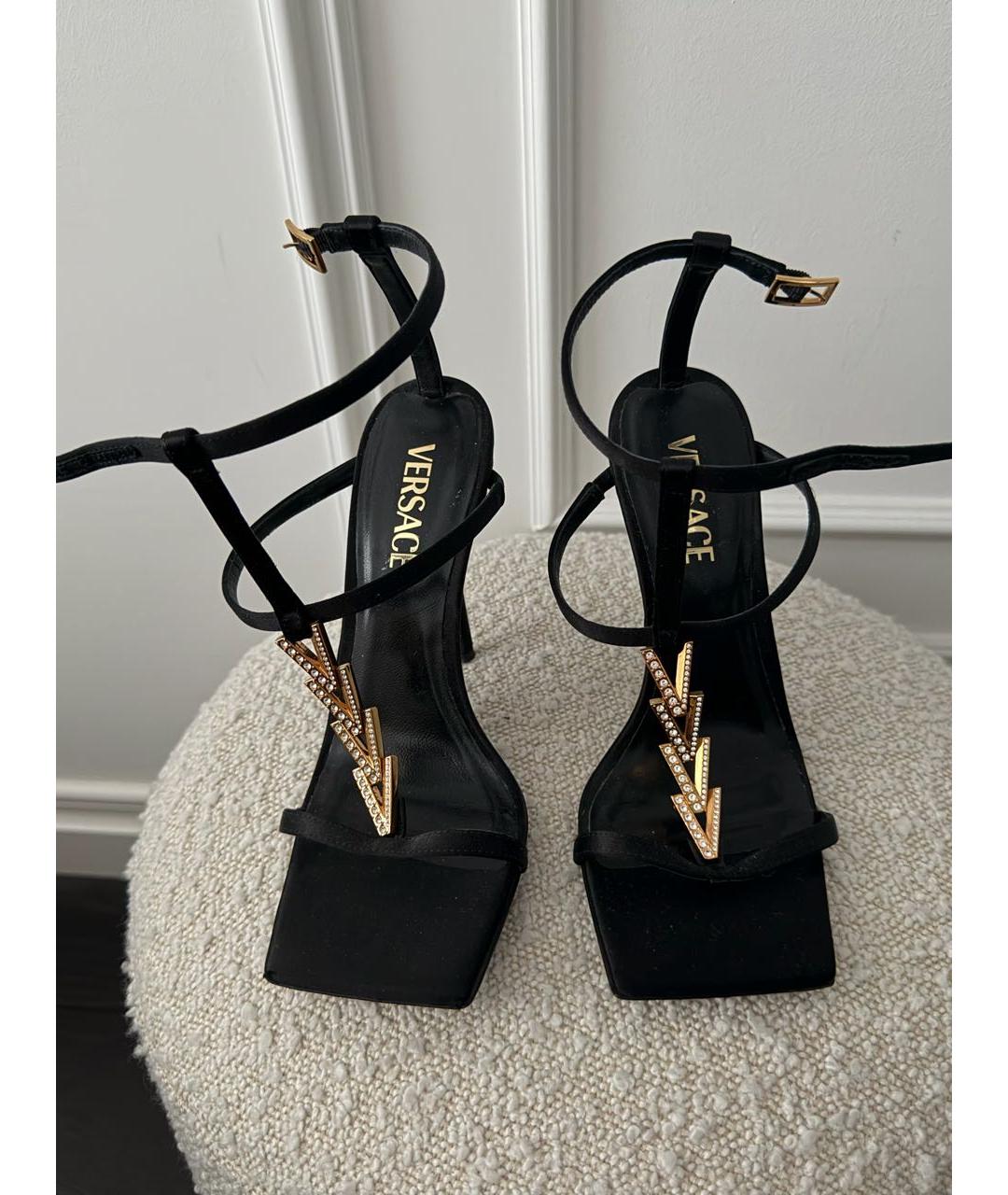 VERSACE Черные босоножки, фото 2