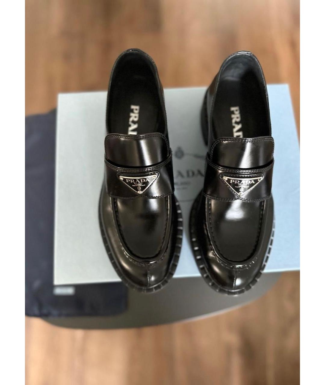 PRADA Черные кожаные лоферы, фото 3