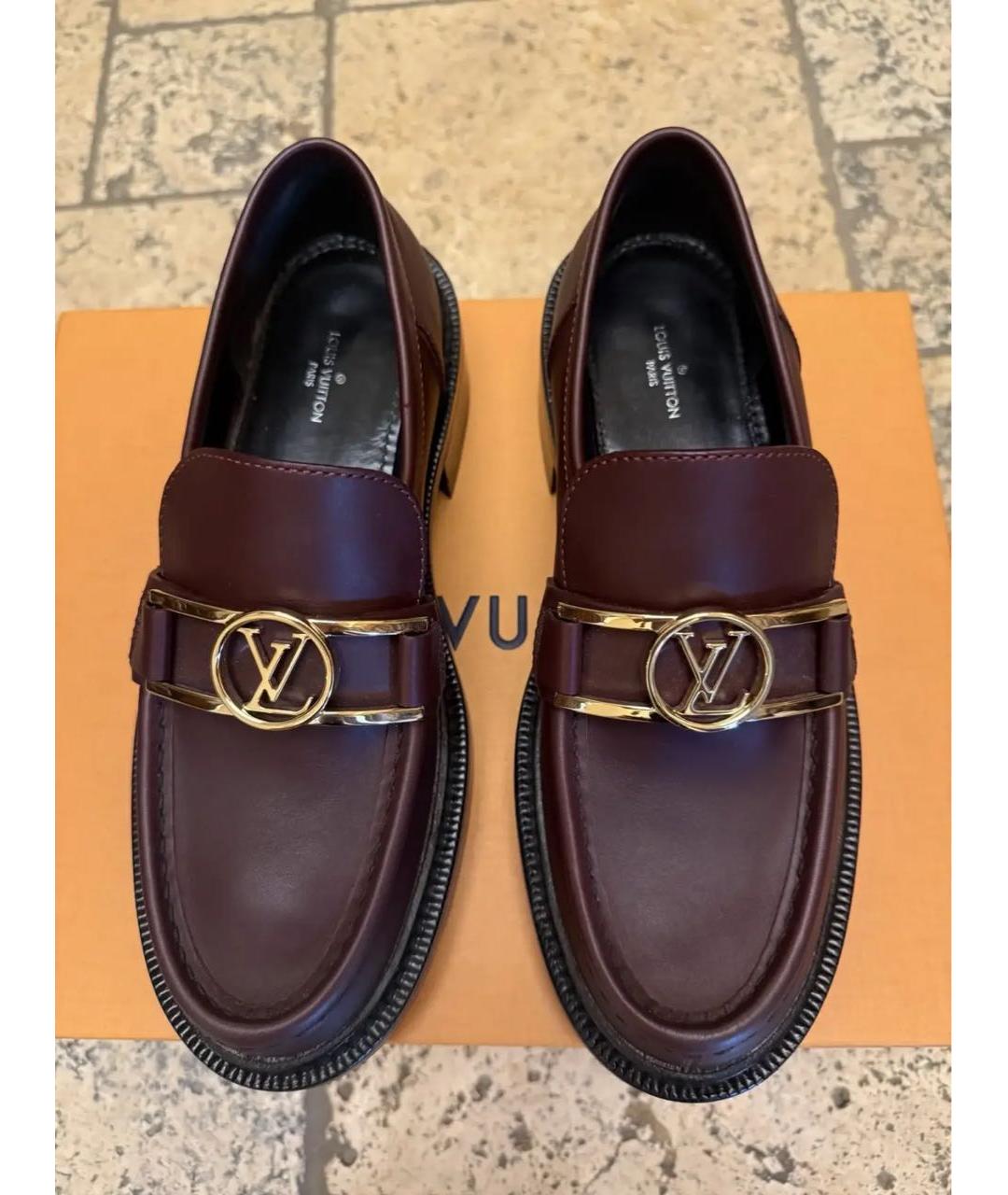 LOUIS VUITTON Бордовые кожаные лоферы, фото 2