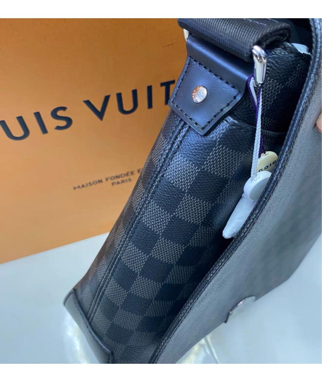 LOUIS VUITTON Антрацитовая кожаная сумка через плечо, фото 6