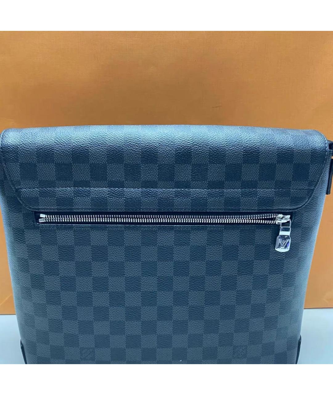 LOUIS VUITTON Антрацитовая кожаная сумка через плечо, фото 7