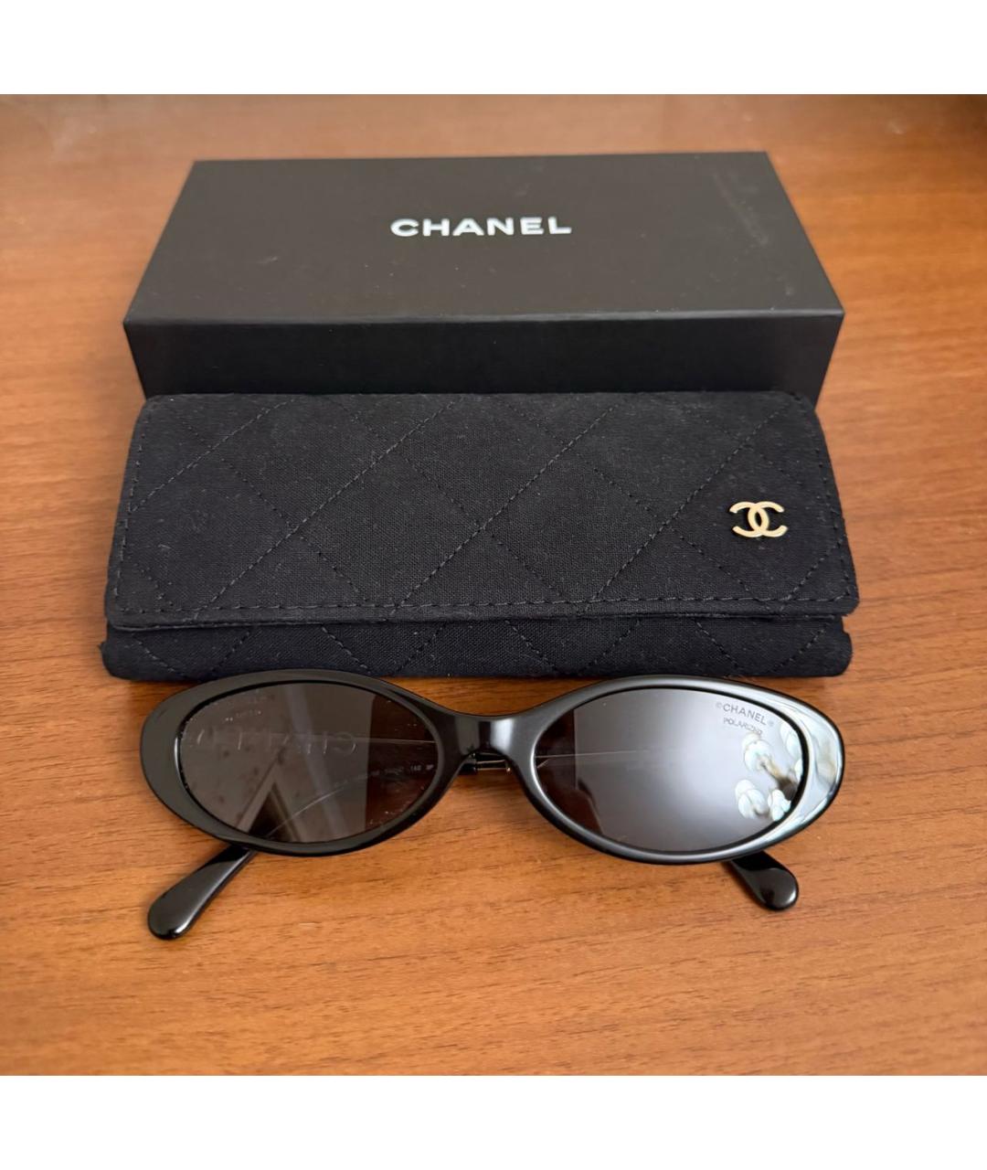 CHANEL Черные пластиковые солнцезащитные очки, фото 4
