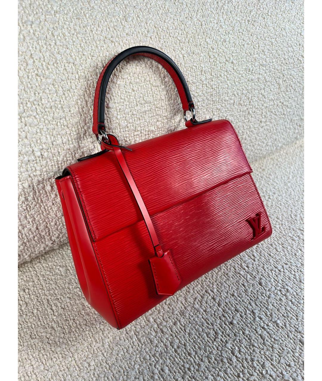 LOUIS VUITTON Красная кожаная сумка с короткими ручками, фото 2