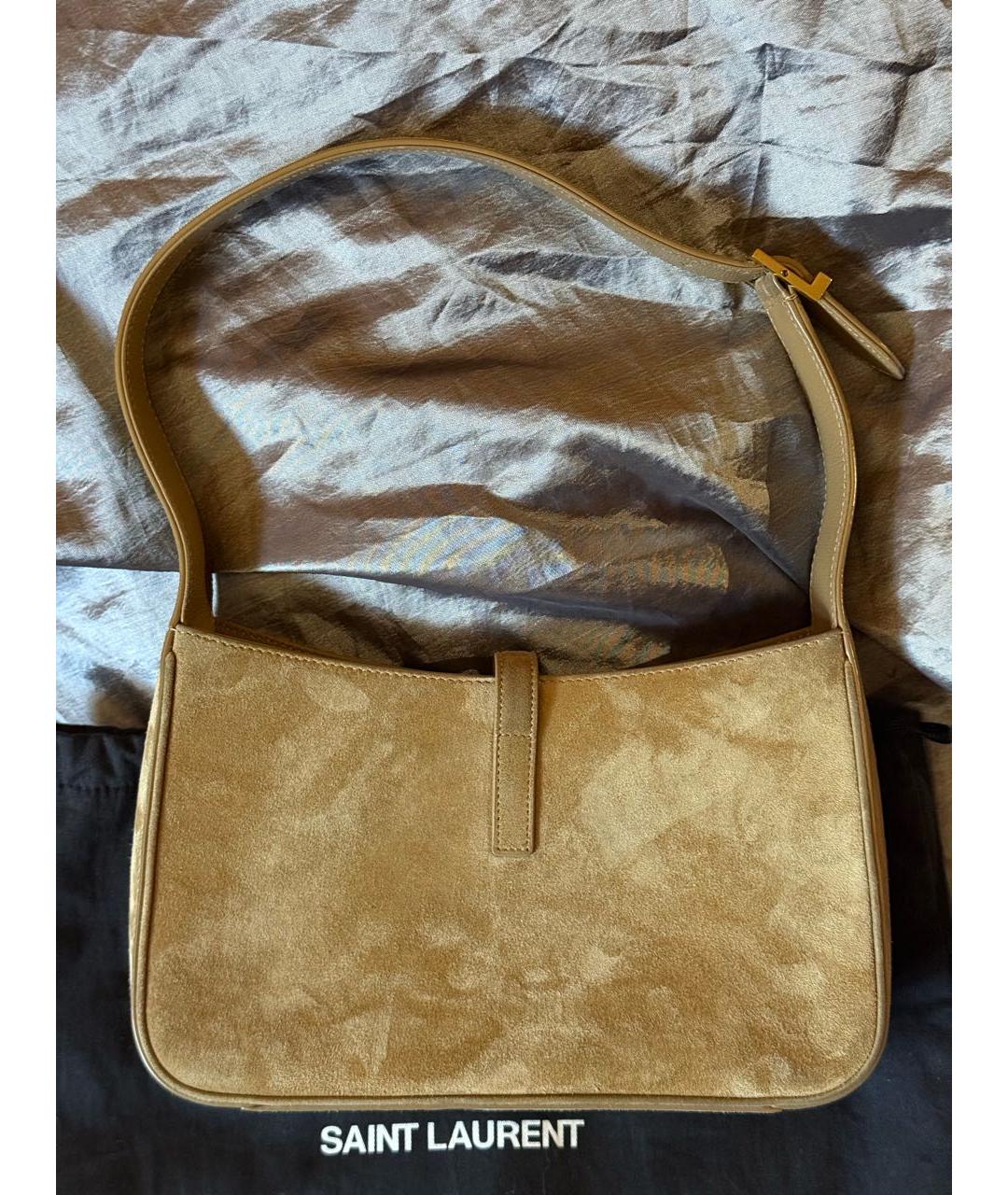 SAINT LAURENT Горчичная замшевая сумка с короткими ручками, фото 4