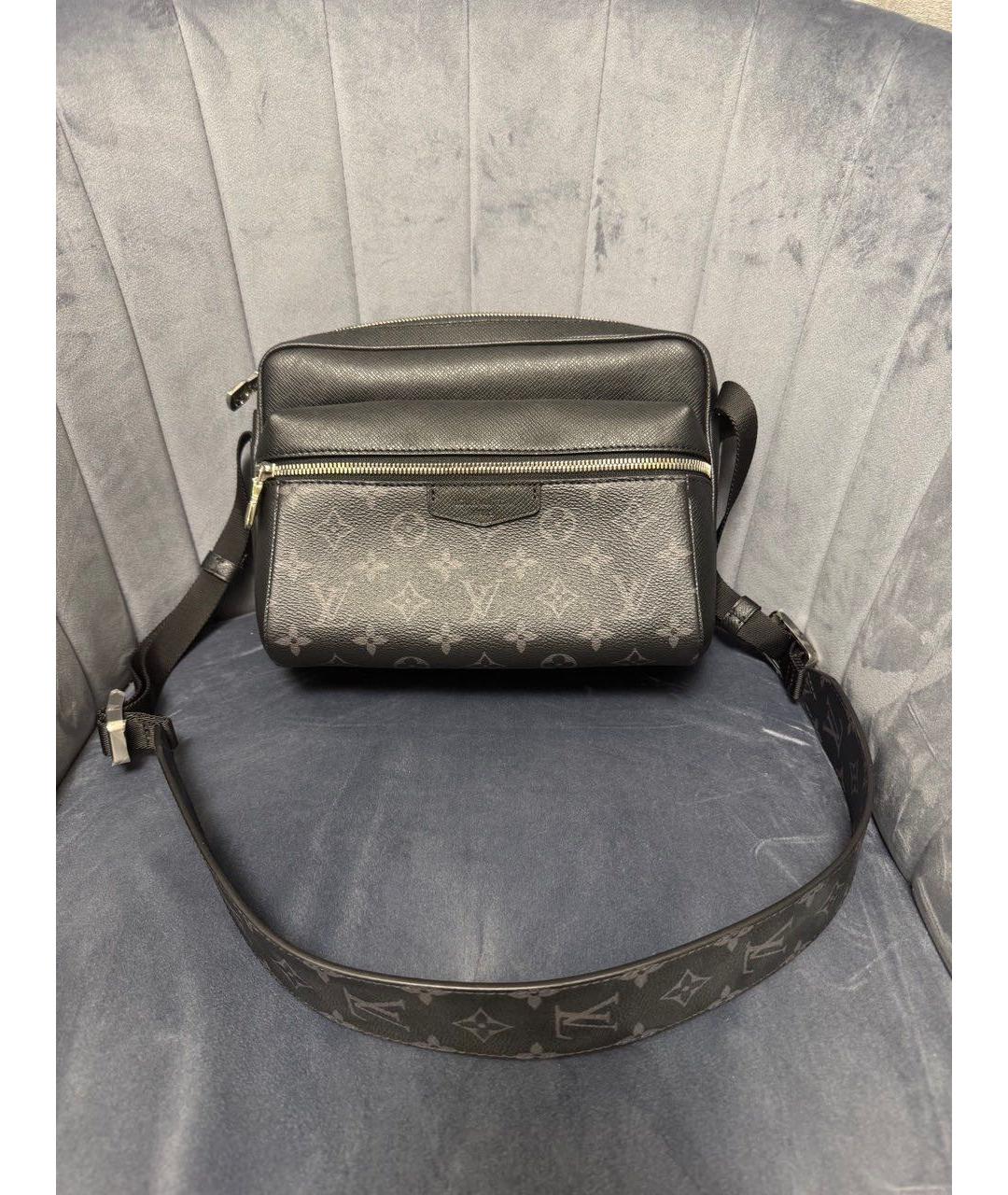 LOUIS VUITTON Черная кожаная сумка на плечо, фото 8