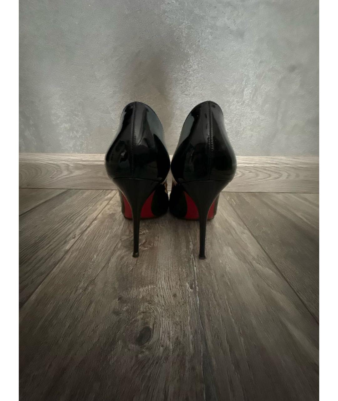 CHRISTIAN LOUBOUTIN Черные туфли из лакированной кожи, фото 4