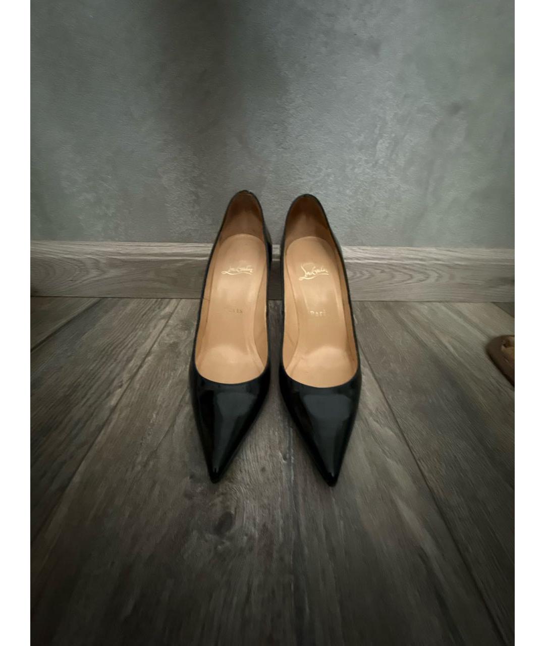 CHRISTIAN LOUBOUTIN Черные туфли из лакированной кожи, фото 2