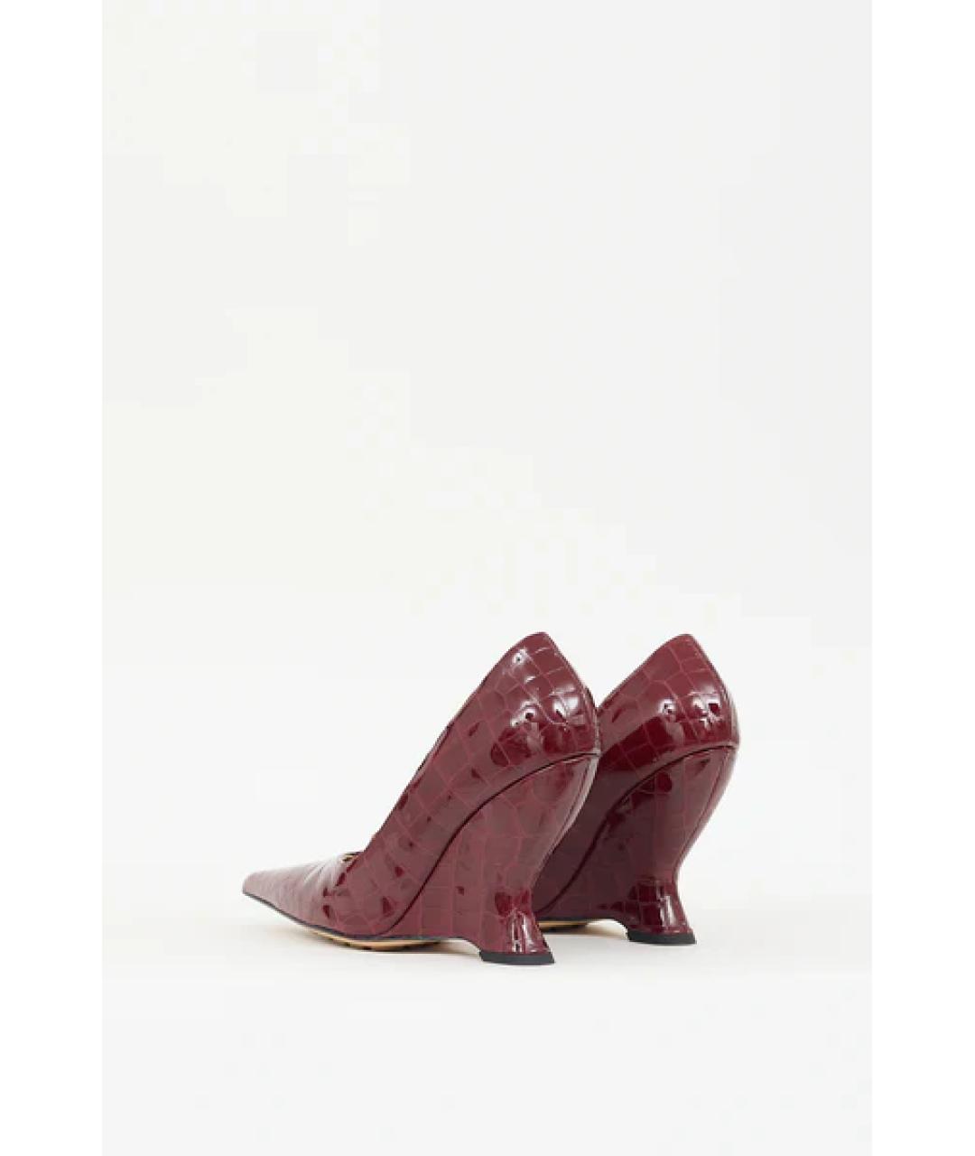 BOTTEGA VENETA Бордовые туфли из лакированной кожи, фото 3