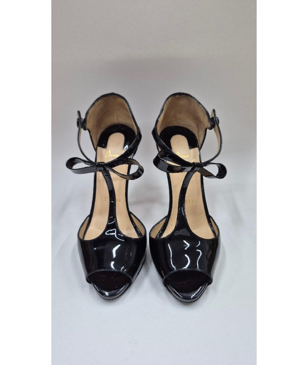 CHRISTIAN LOUBOUTIN Черные босоножки из лакированной кожи, фото 2