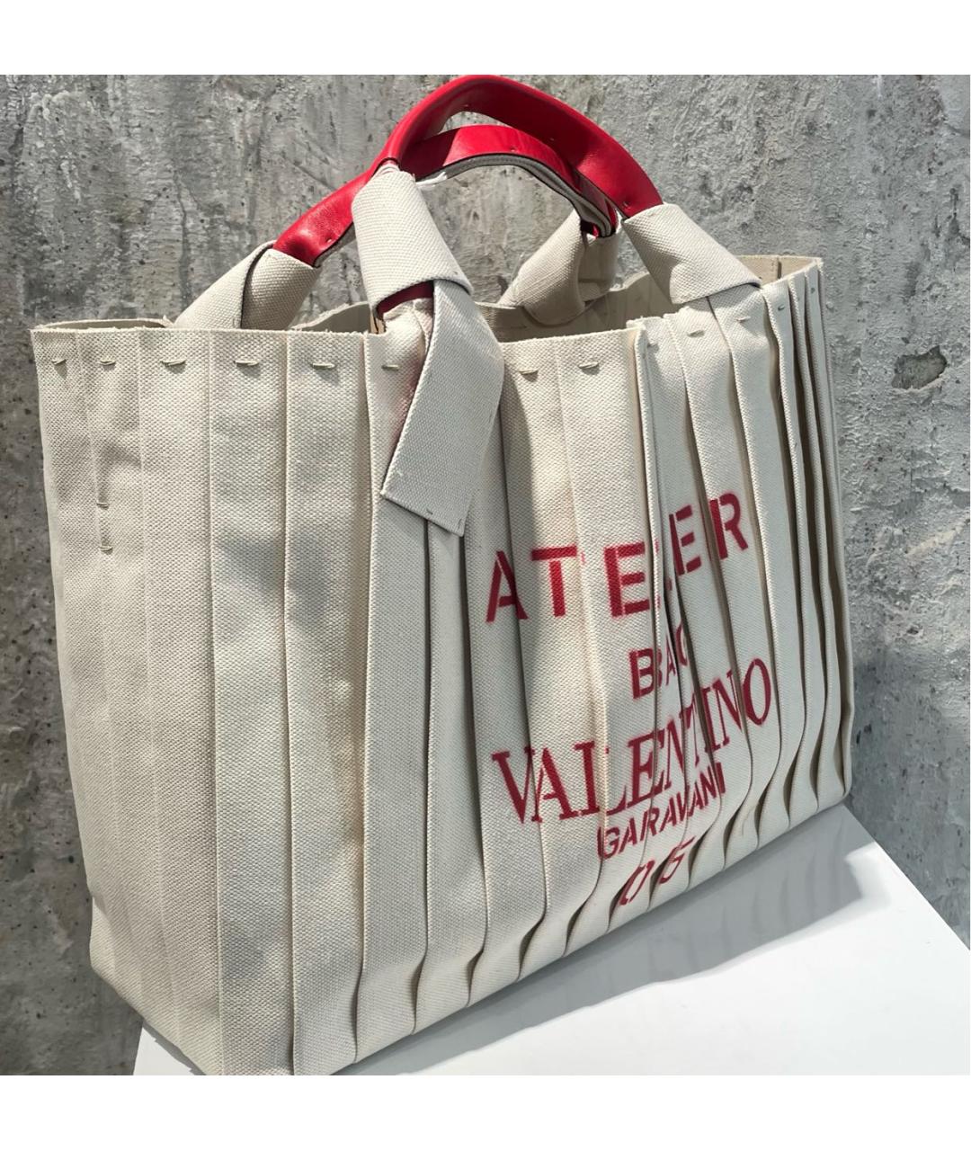 VALENTINO Бежевая тканевая сумка тоут, фото 3