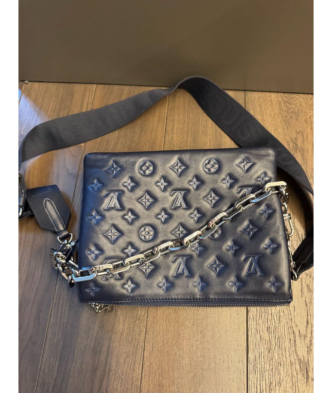 LOUIS VUITTON Темно-синяя кожаная сумка через плечо, фото 3