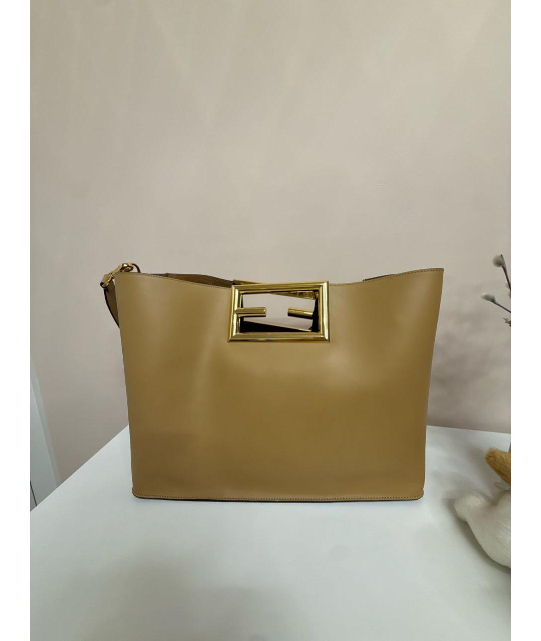 FENDI Бежевая кожаная сумка тоут, фото 6