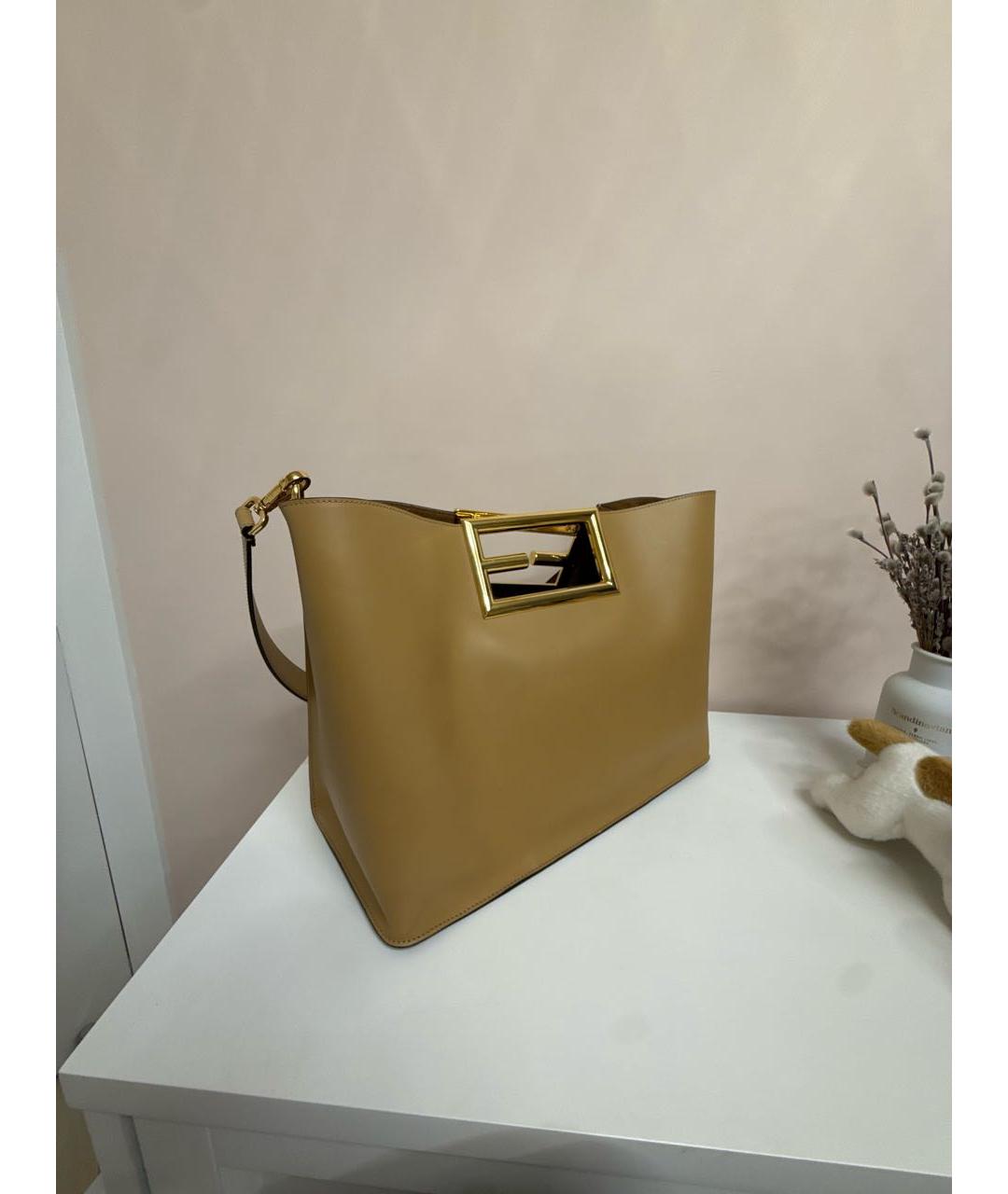 FENDI Бежевая кожаная сумка тоут, фото 2