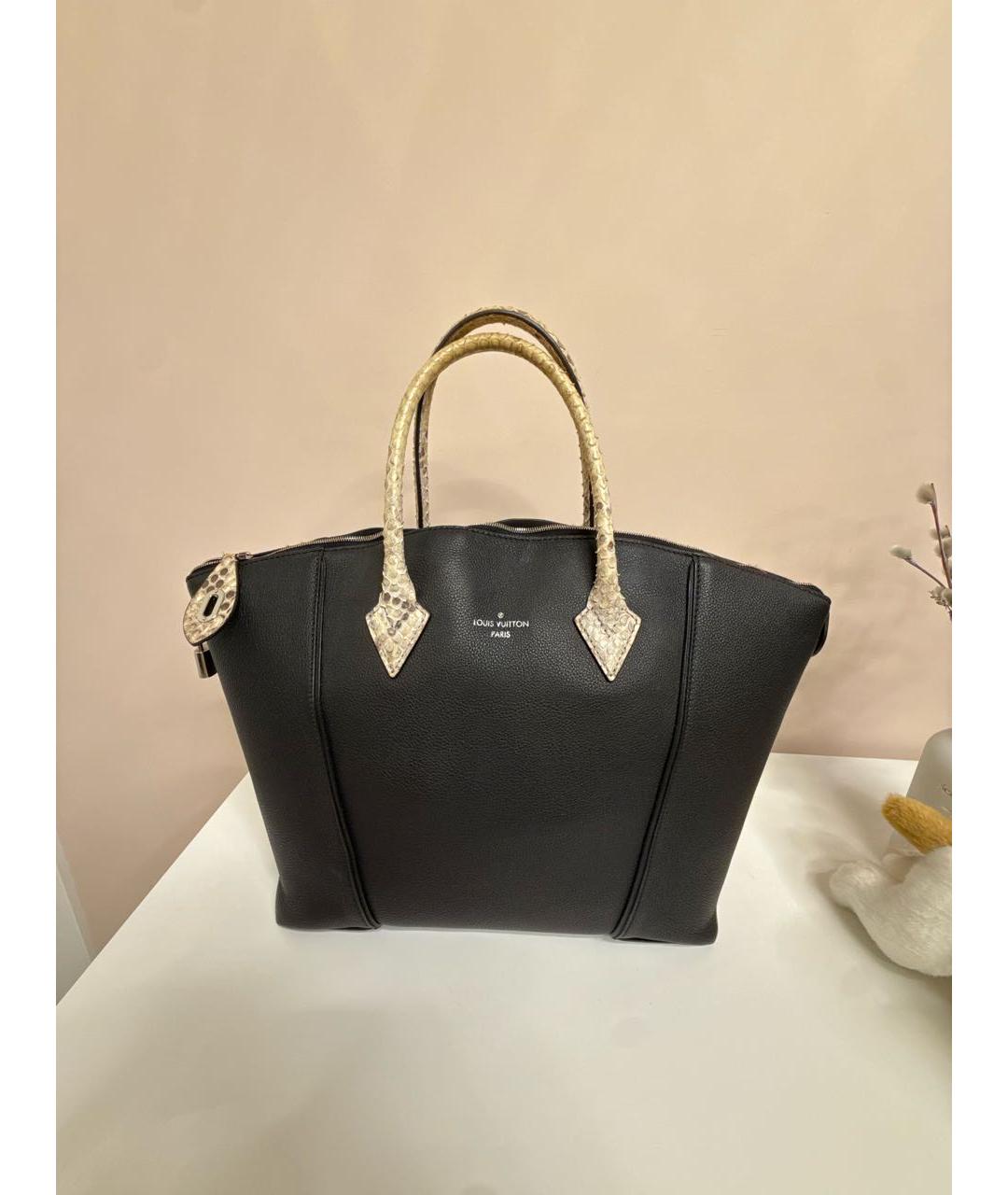 LOUIS VUITTON Черная сумка с короткими ручками из экзотической кожи, фото 6