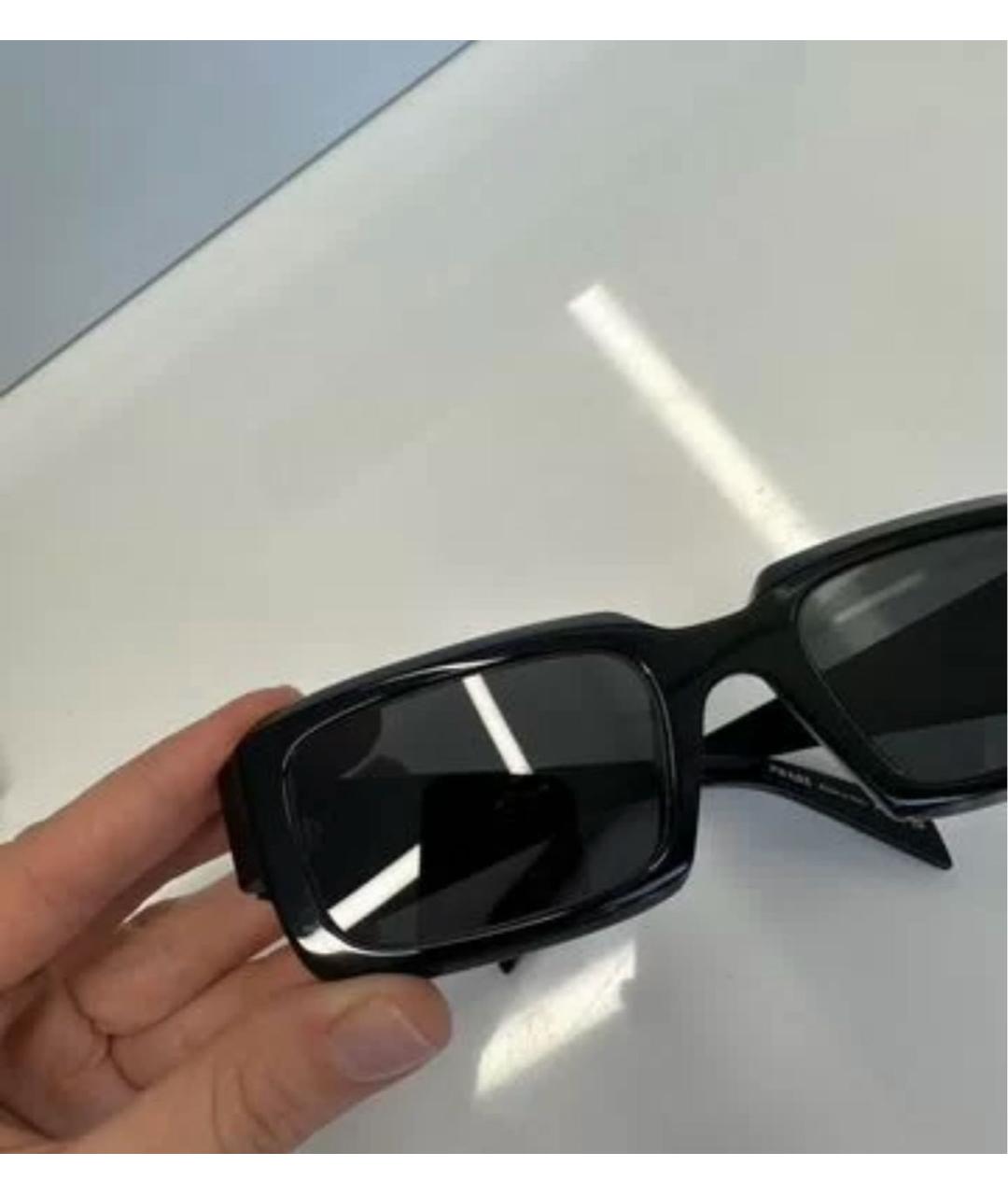 PRADA Черные пластиковые солнцезащитные очки, фото 5