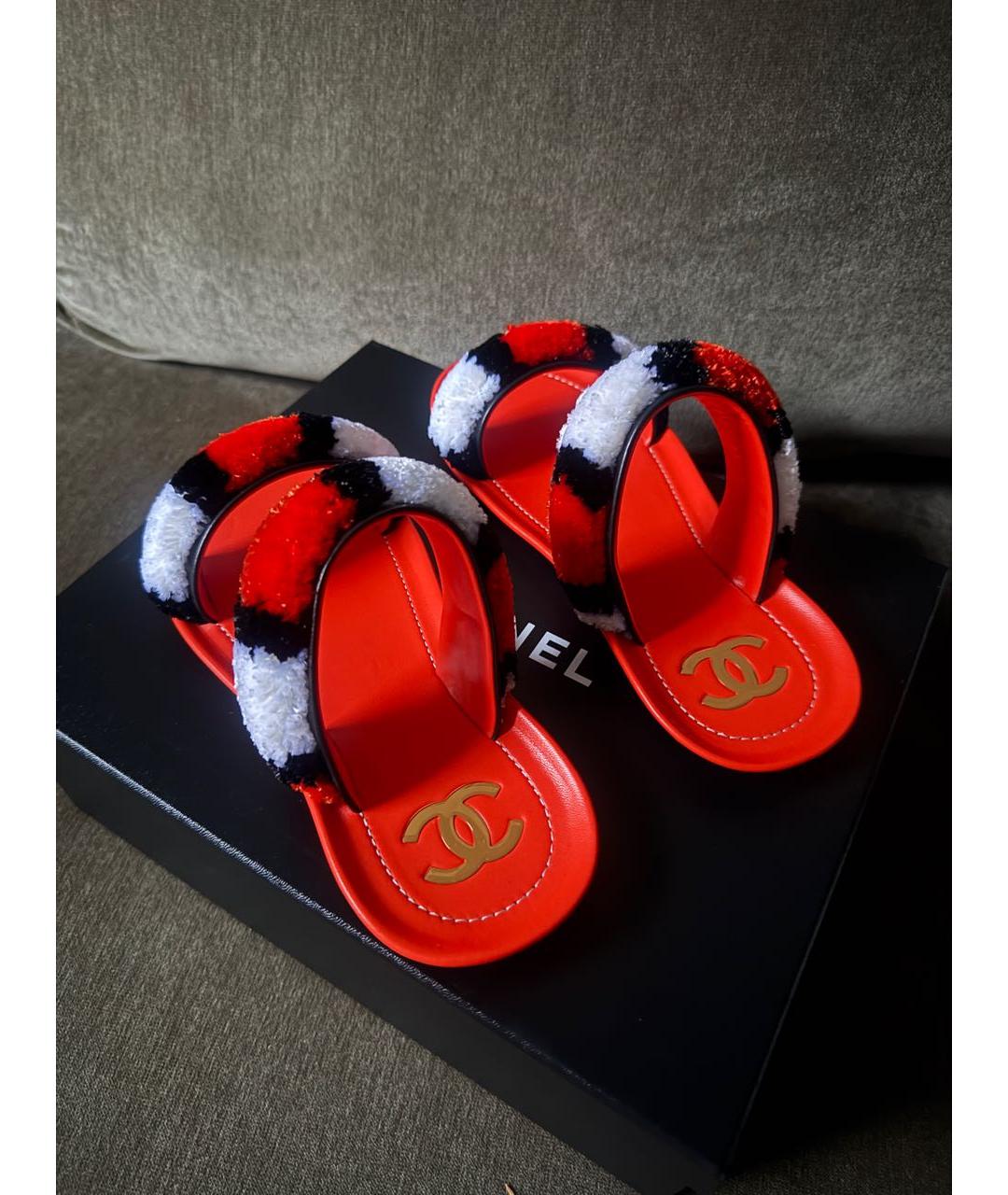 CHANEL Красные шлепанцы, фото 3