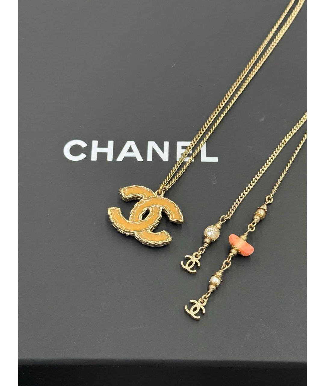 CHANEL Золотая металлическая подвеска, фото 2