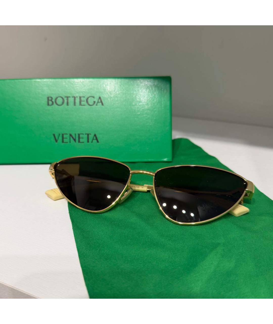 BOTTEGA VENETA Золотые металлические солнцезащитные очки, фото 5
