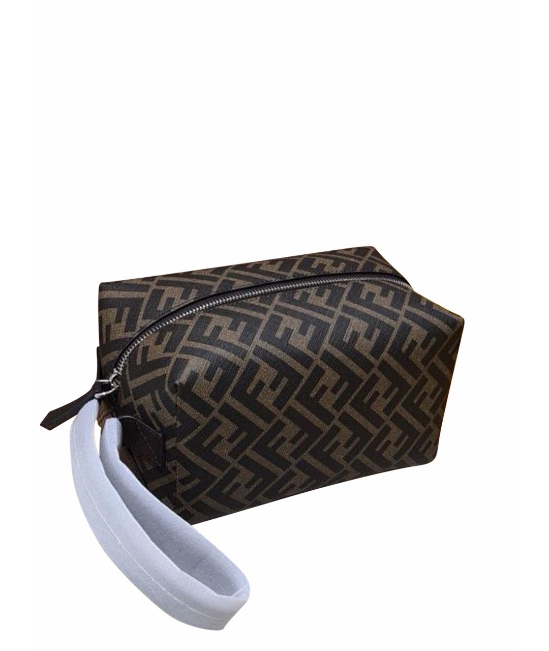 FENDI Коричневая кожаная косметичка, фото 1