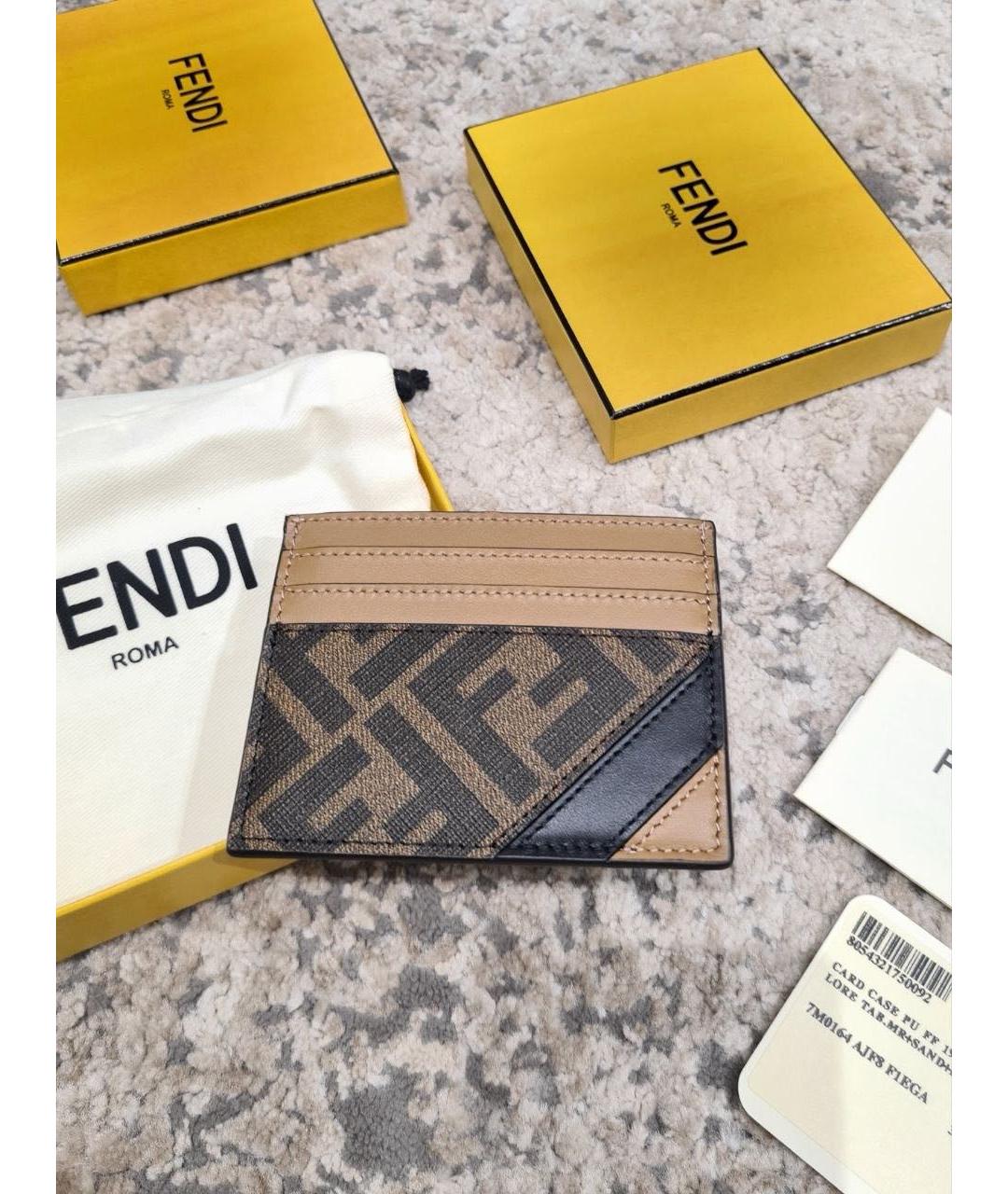FENDI Коричневый кожаный кардхолдер, фото 2