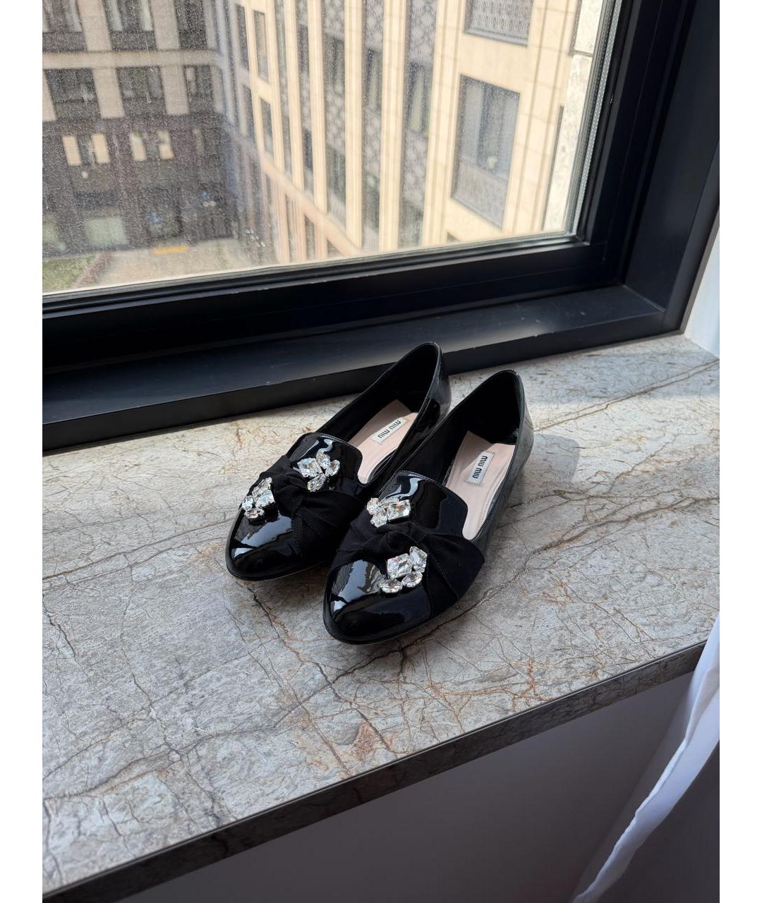 MIU MIU Черные лоферы из лакированной кожи, фото 7