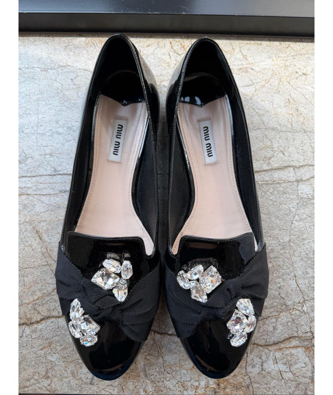 MIU MIU Черные лоферы из лакированной кожи, фото 3