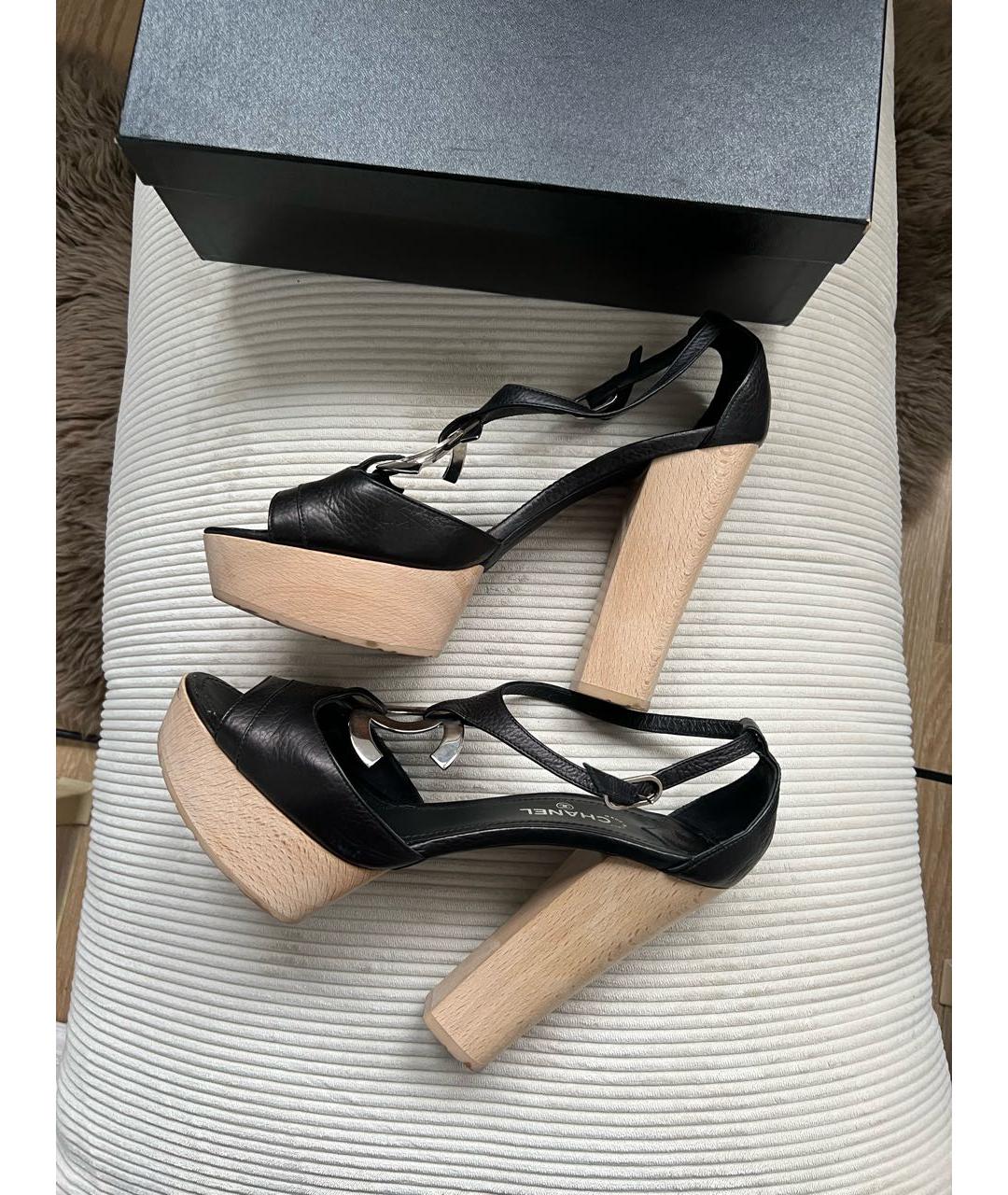 CHANEL Черные кожаные босоножки, фото 4