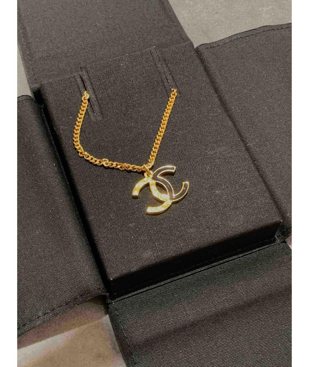 CHANEL Золотая подвеска, фото 3