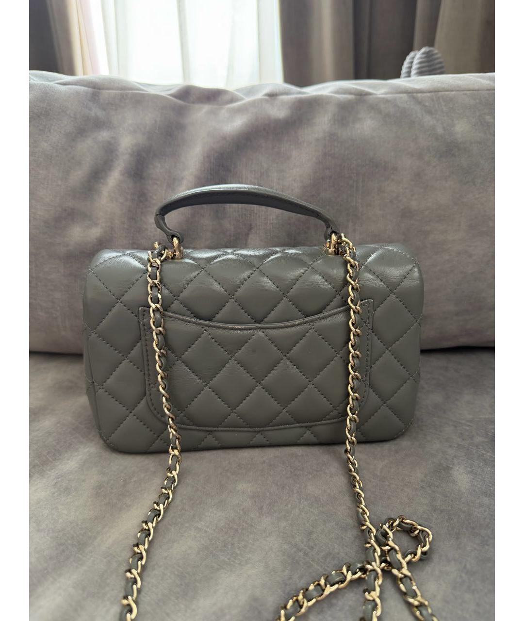 CHANEL Серая кожаная сумка через плечо, фото 3