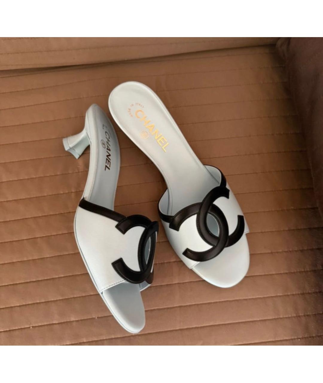 CHANEL Голубые кожаные мюли, фото 6