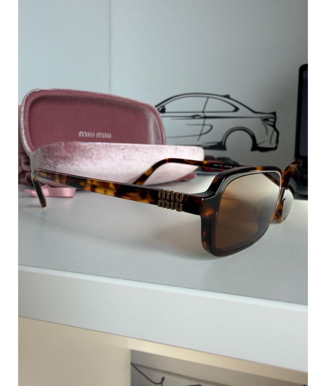 MIU MIU Коричневые пластиковые солнцезащитные очки, фото 2