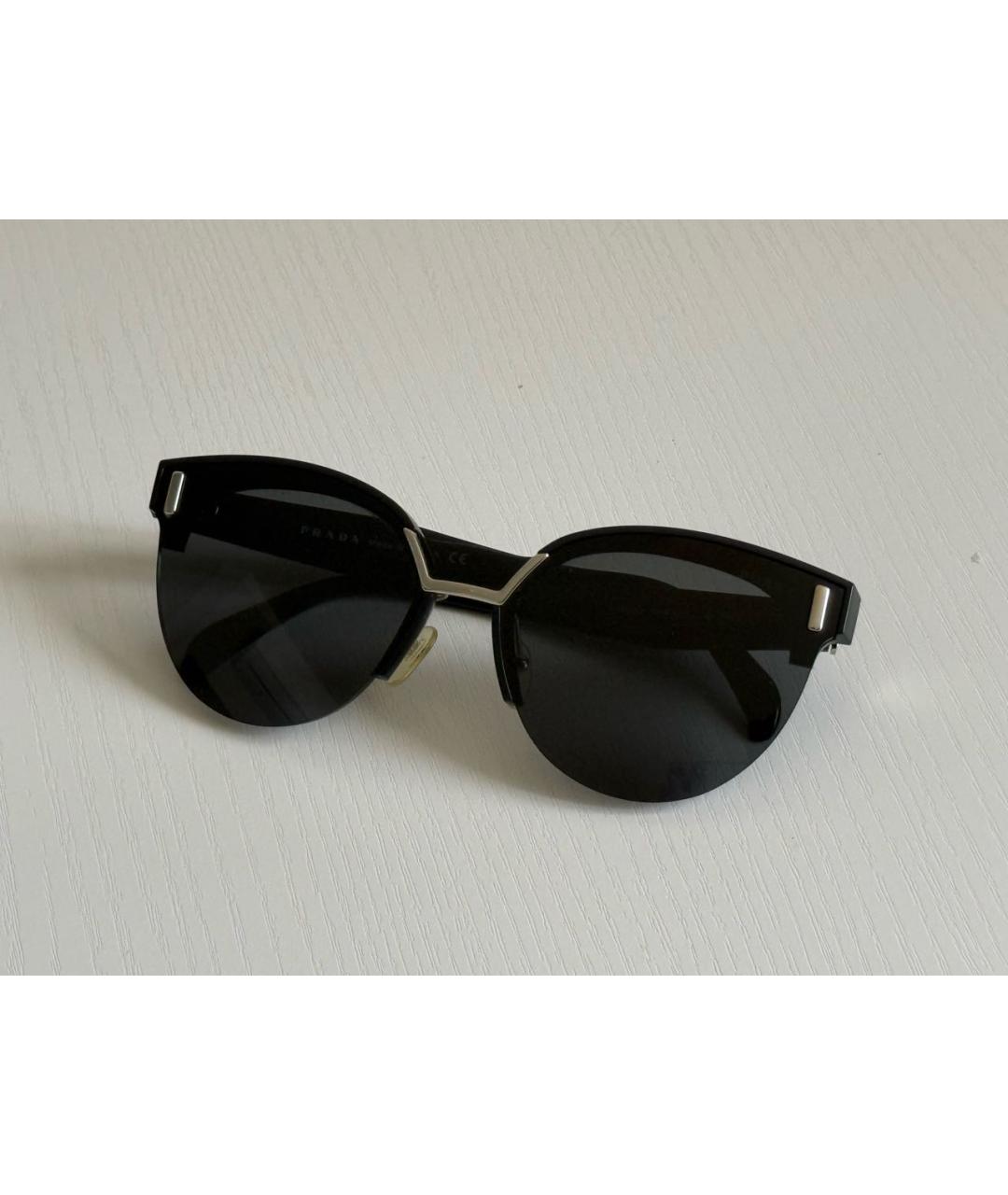 PRADA Черные пластиковые солнцезащитные очки, фото 3