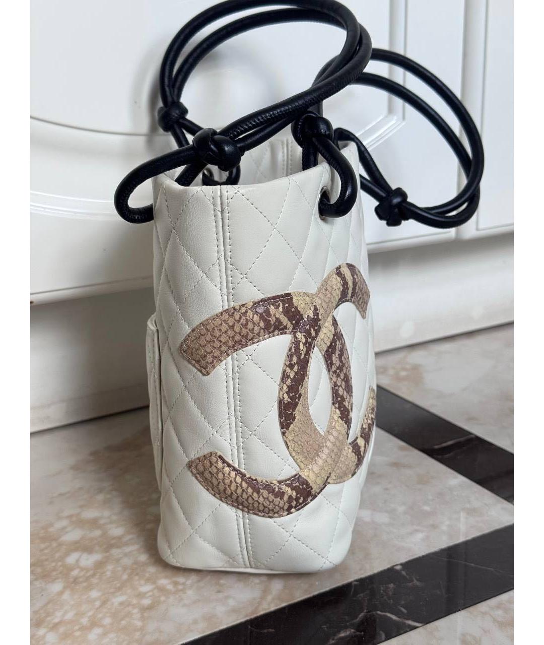 CHANEL Бежевая кожаная сумка с короткими ручками, фото 2