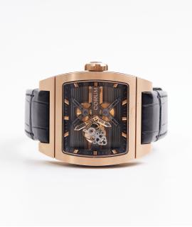 Corum Часы