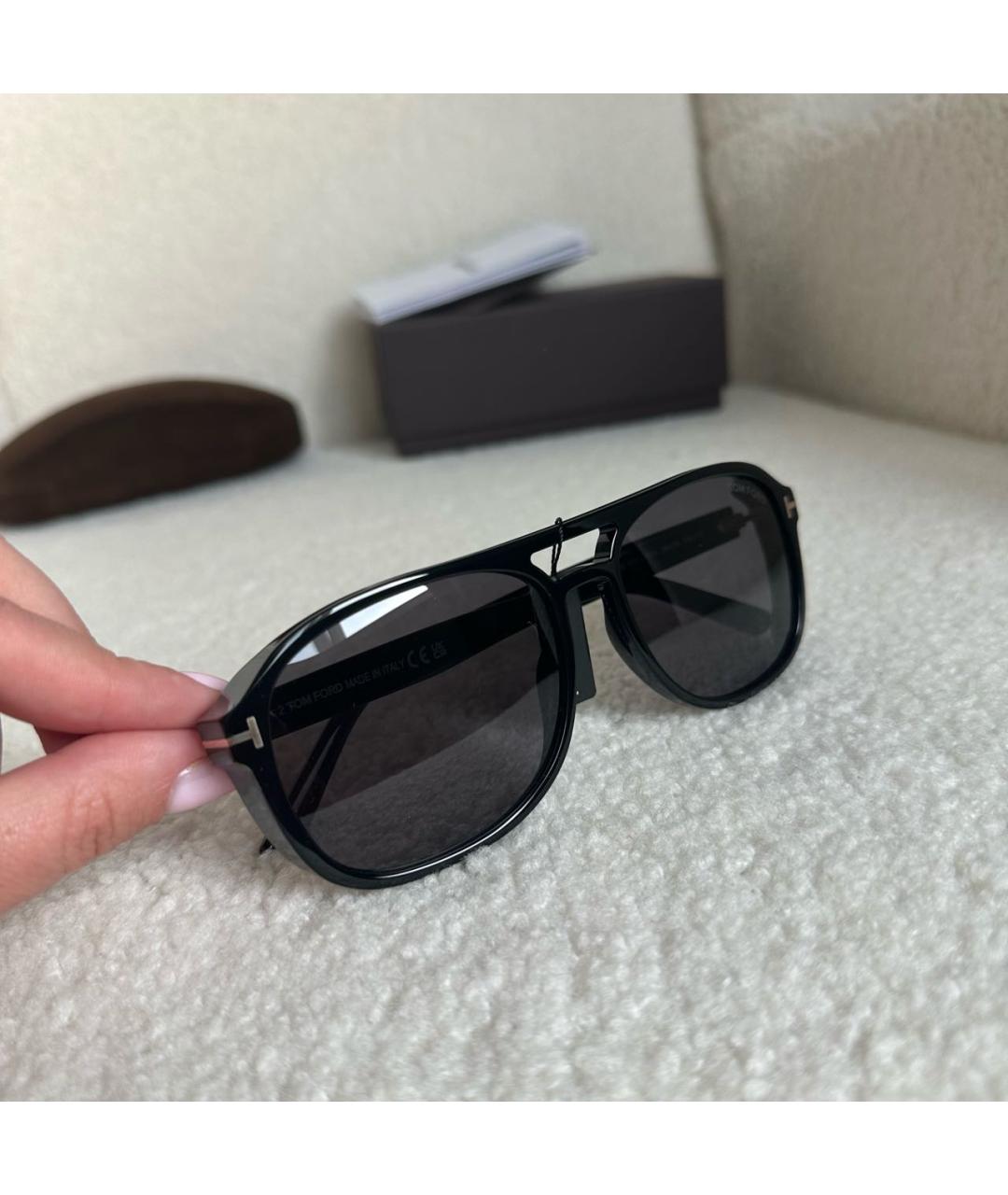 TOM FORD Черные пластиковые солнцезащитные очки, фото 2