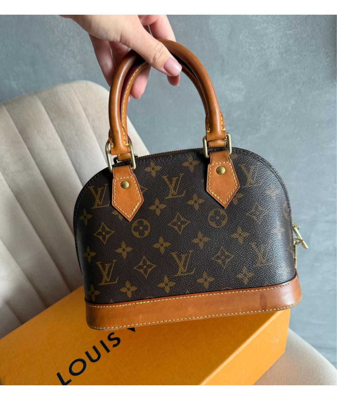 LOUIS VUITTON Коричневая сумка с короткими ручками, фото 3