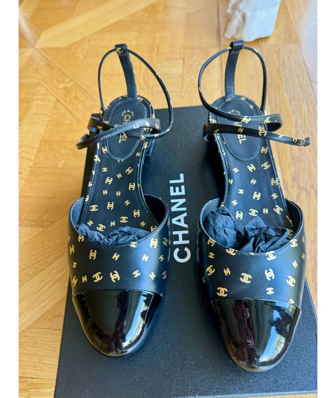 CHANEL Черные кожаные балетки, фото 2