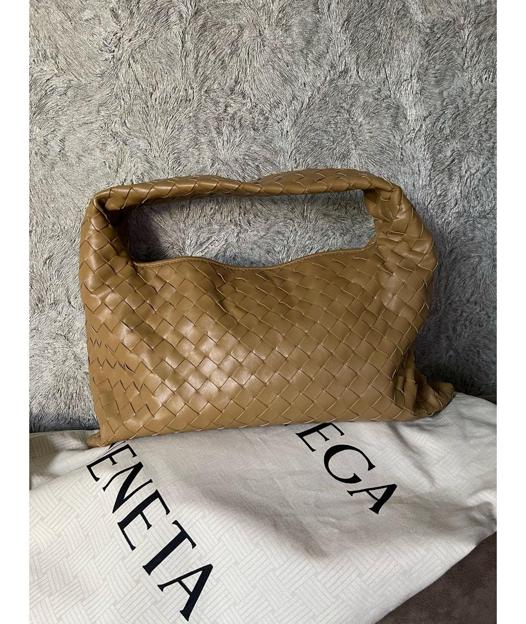 BOTTEGA VENETA Бежевая кожаная сумка с короткими ручками, фото 3
