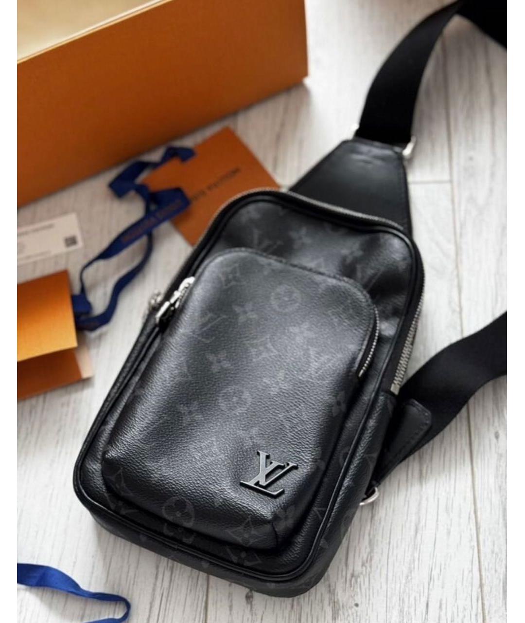 LOUIS VUITTON Черная барсетка, фото 6