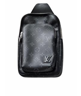 LOUIS VUITTON Барсетка