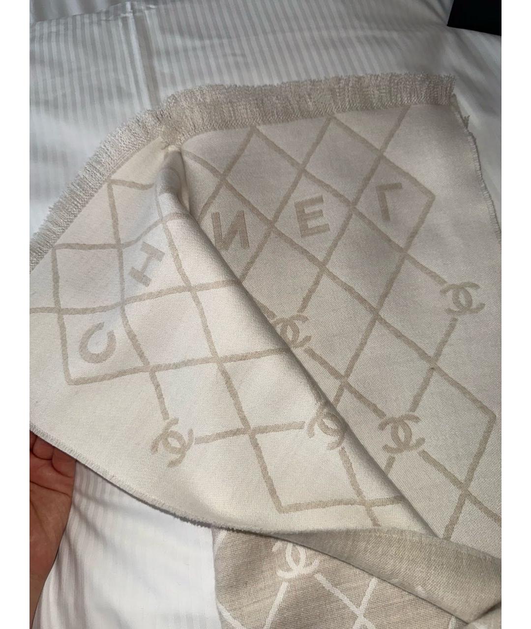 CHANEL Бежевый шарф, фото 2