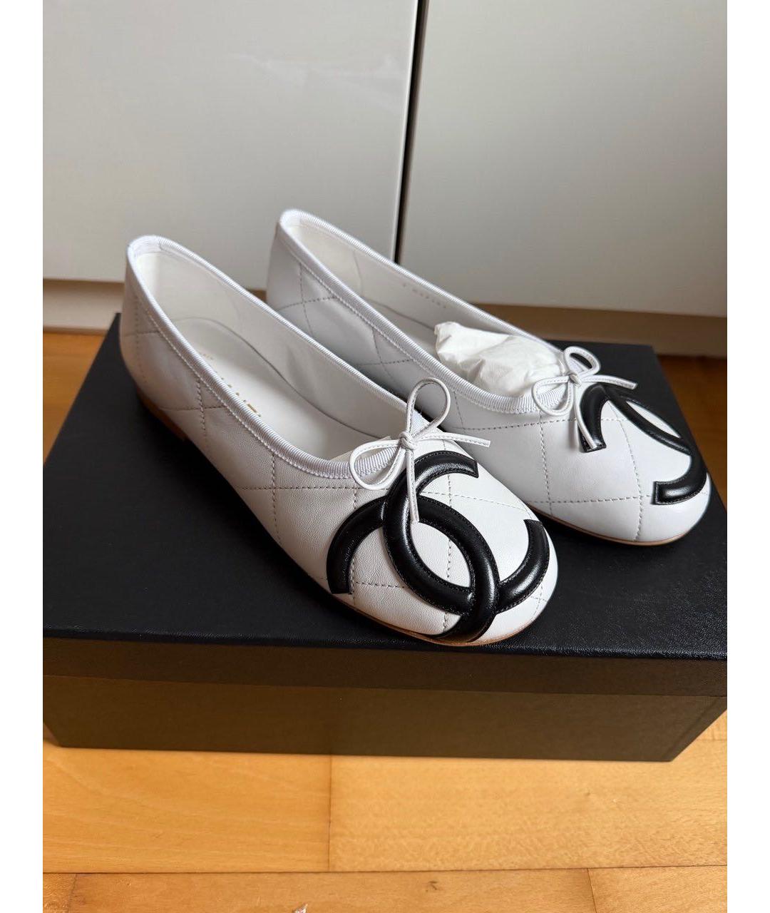 CHANEL Белые кожаные балетки, фото 3
