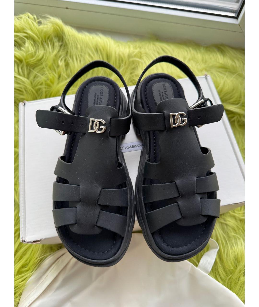 DOLCE & GABBANA KIDS Черные кожаные сандалии и шлепанцы, фото 3