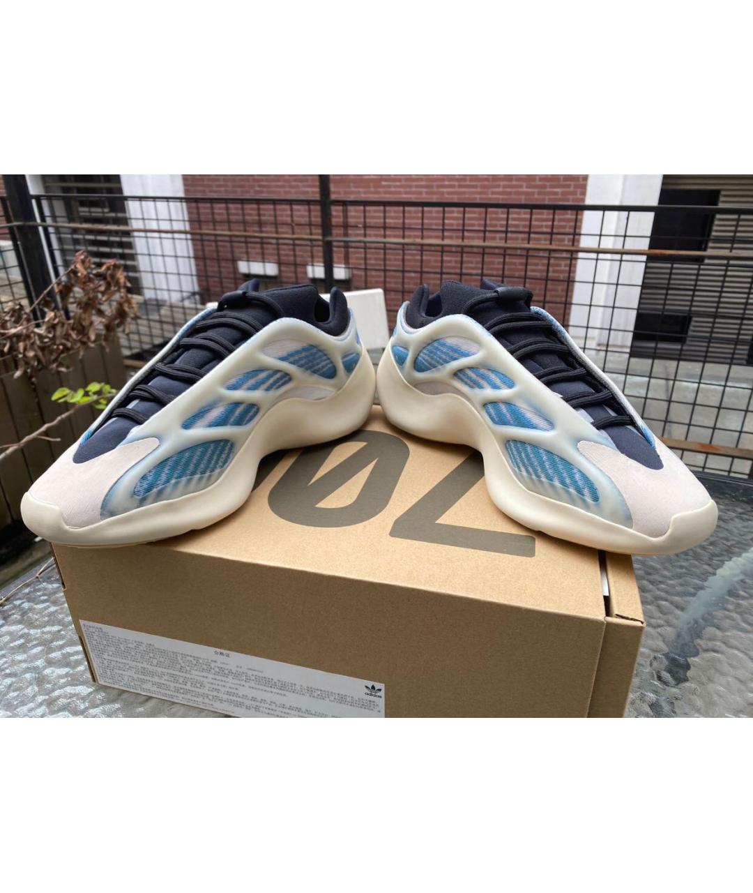ADIDAS YEEZY Голубые низкие кроссовки / кеды, фото 4