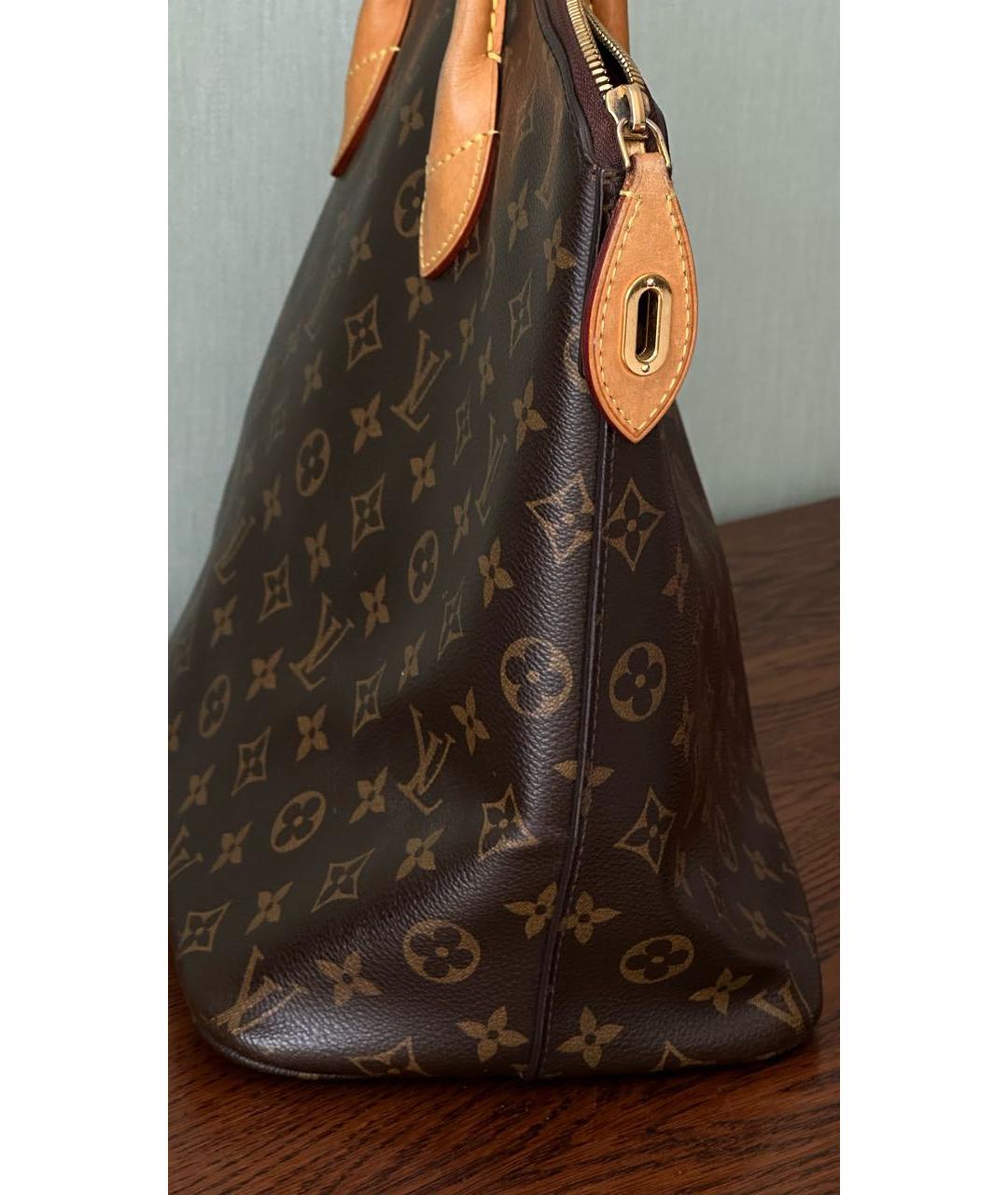LOUIS VUITTON Коричневая сумка с короткими ручками, фото 3