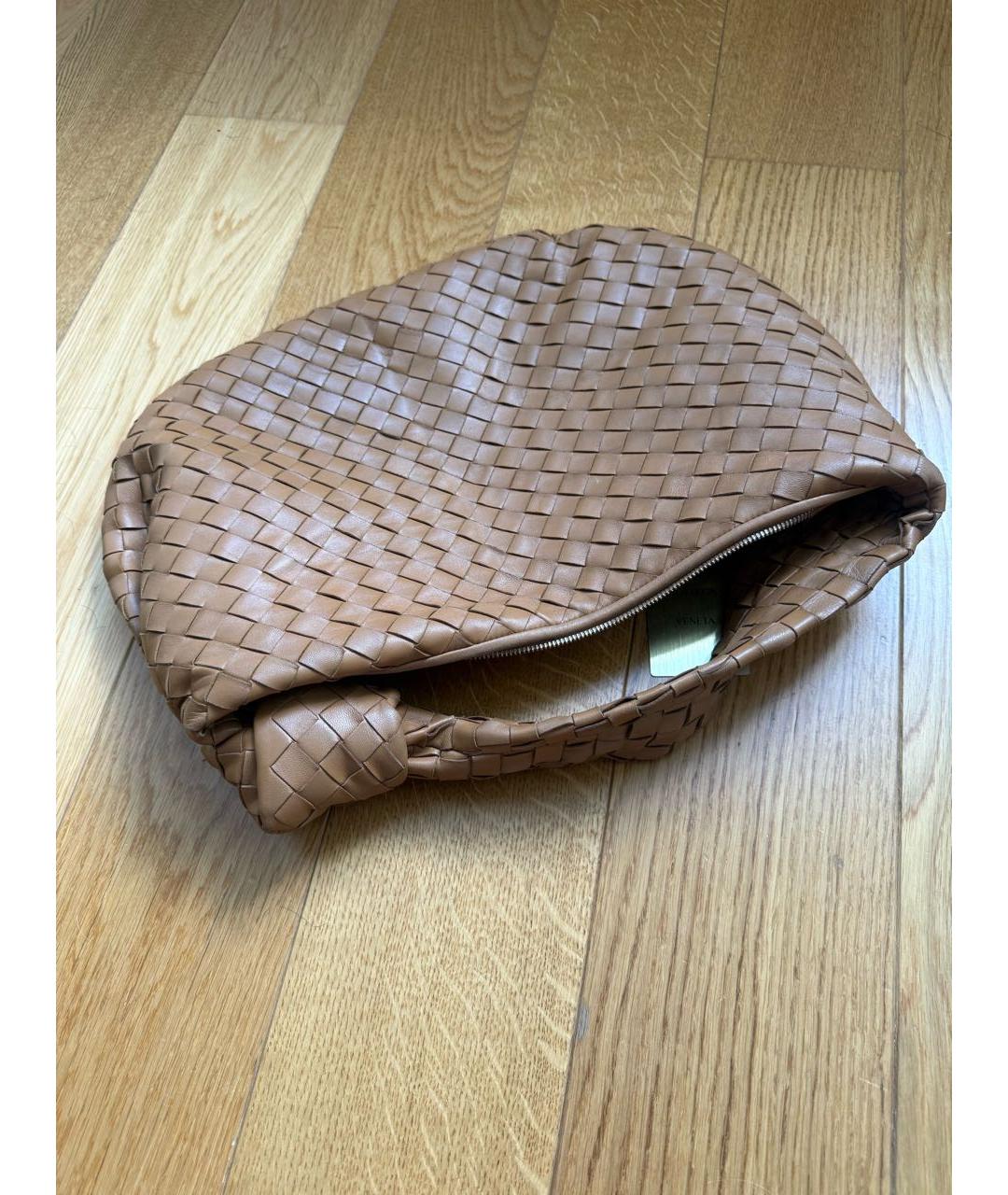 BOTTEGA VENETA Коричневая кожаная сумка с короткими ручками, фото 2